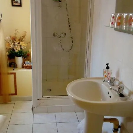 Bed & Breakfast Au Coeur De D'hotes *